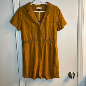 Mustard yellow romper with pockets